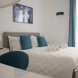 https://aragona15-suites.palermohotels.org