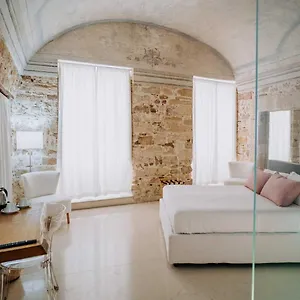 https://santuzza-maison-de-charme.palermohotels.org